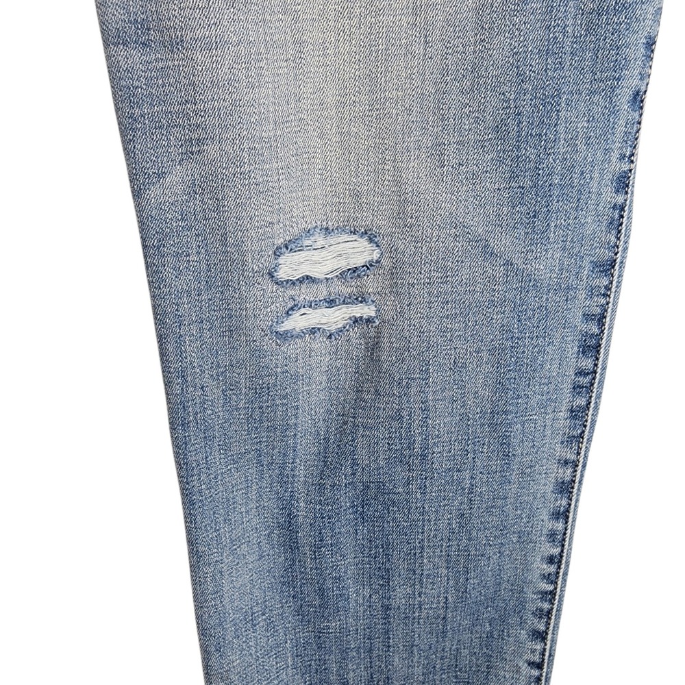 Chicos So Slimming Girlfriend Slim Leg Crop Jeans Distressed Womens Size 1.5/10 - Picture 3 of 7